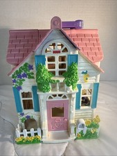 Fisher-Price 2004 Dollhouse Loving Family Sweet Streets Country Cottage House