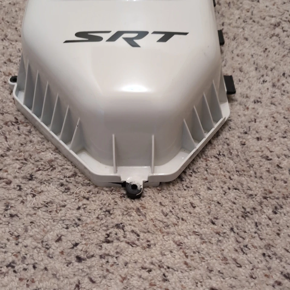 Dodge Challenger / Charger SRT 392 / Paquete Scat Tapa de caja de admisión de aire pintada Foto 3 de 4