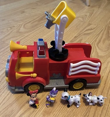 Disney s Mickey s Fire Engine Truck Lights and Sound & 4 Figures Minnie Daisy