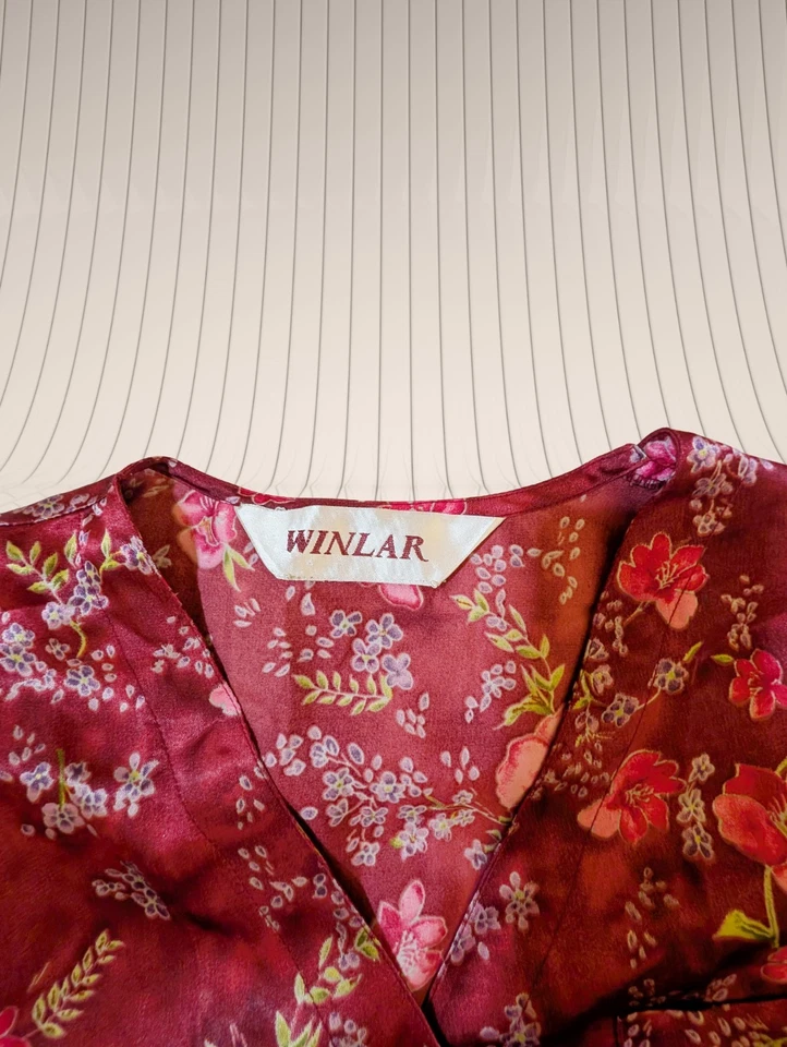 Vestido de Noche Winlar Caftán Vestido para Dormir Miu Miu Rojo Floral Botón Frontal Talla Única Foto 4 de 4