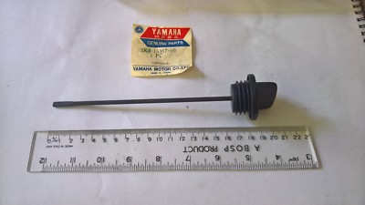 Genuine Yamaha Engine Oil Dipstick Filler Cap 2K3-15367-00 XS750 Triple 77-79
