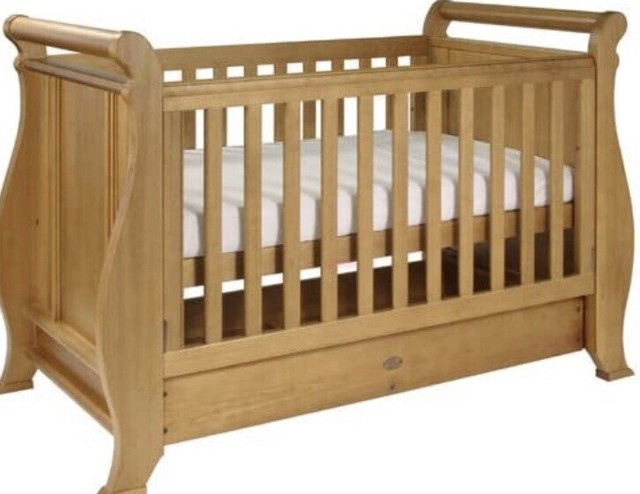 boori pioneer cot