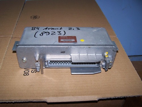 Steuergerät ABS Audi 80 B4 Avant Bj.92 4A0907379A