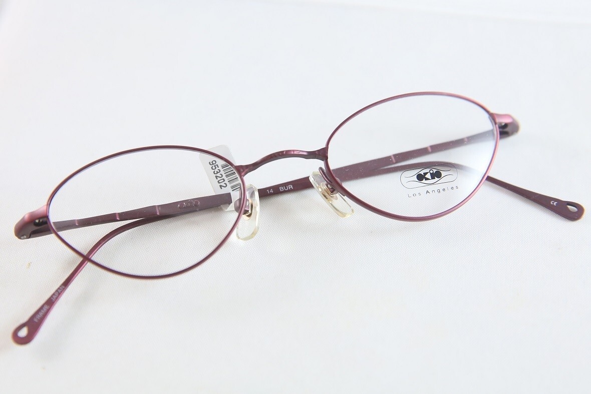 VINTAGE NOS OKIO 14 BUR TITANIUM EYEGLASSES WITH SUN CLIP VINTAGE NOS OKIO 14 BUR TITANIUM EYEGLASSES WITH SUN CLIP