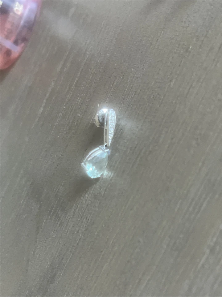 Brincos femininos Helzberg com gota de ametista verde e safira branca - Imagem 4 de 4