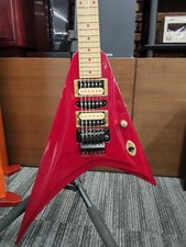 ESP SEXY FINGER V Usado Cuerpo de Aliso Cuello de Arce Diapasón de Arce Rojo