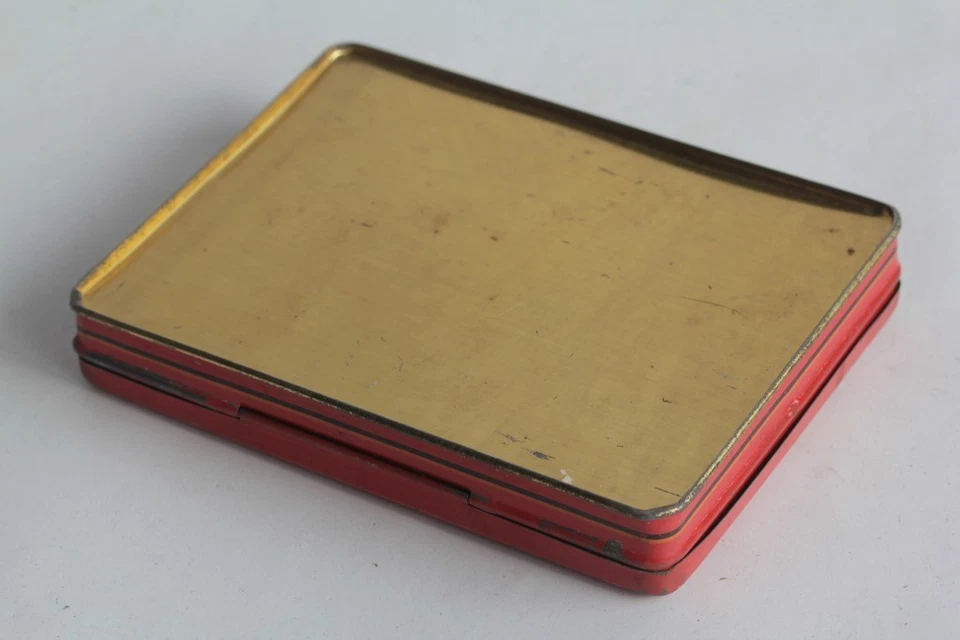 Caja de cigarrillos de hojalata para cigarrillos egipcios de Davidoff (62871) Foto 4 de 4