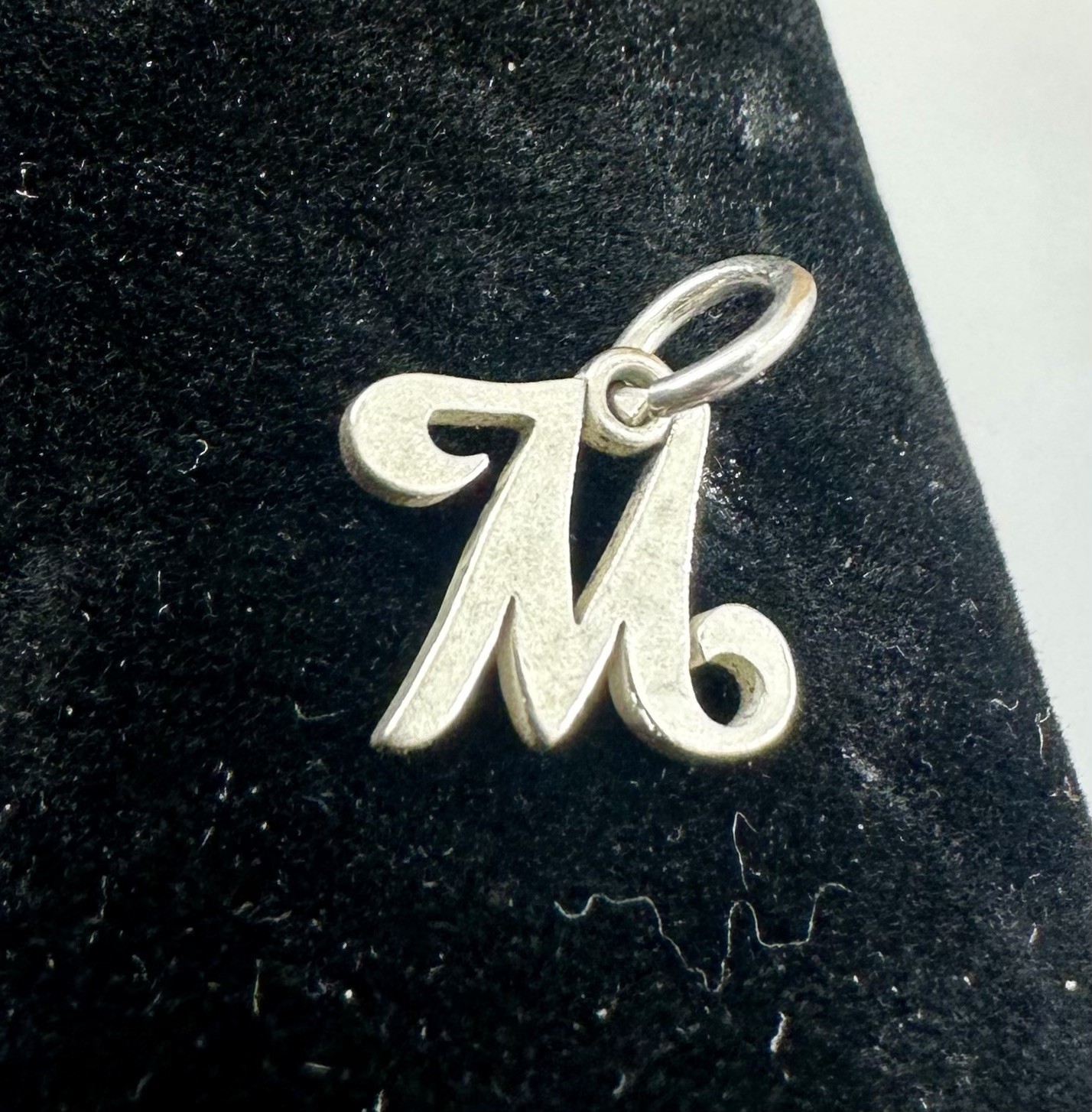 JAMES AVERY Sterling Silver Cursive Script Initia… - image 4