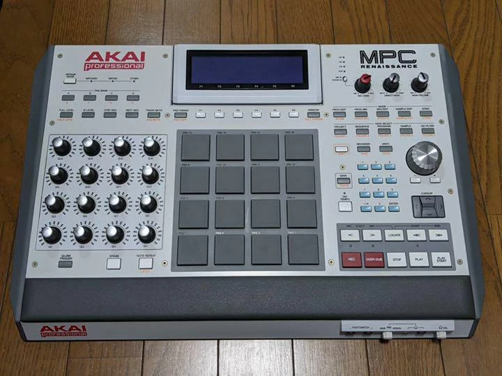 USED Near Mint AKAI MPC Renaissance