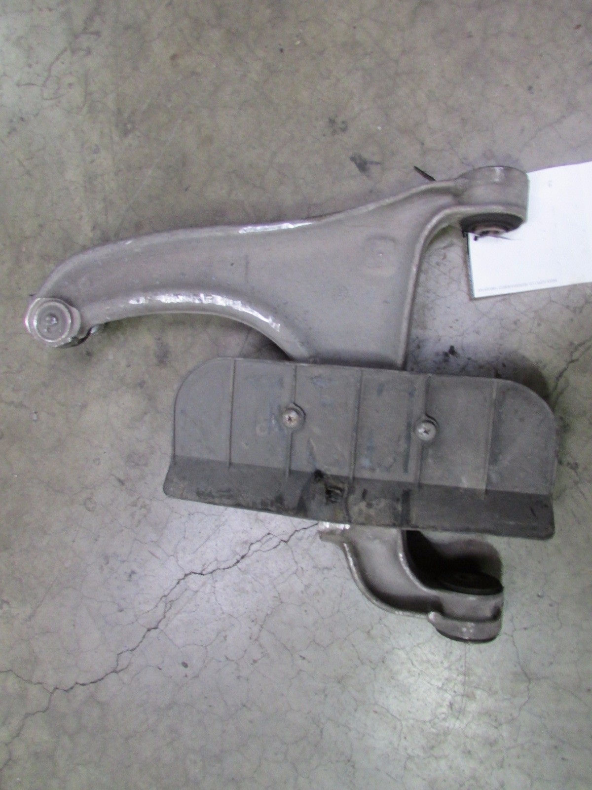 Maserati Quattroporte, RH, Right, Rear Lower Control Arm, Used, P/N 217738