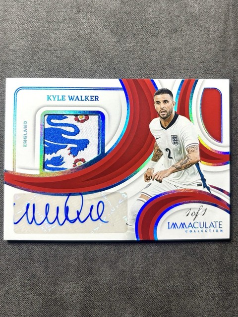 Kyle Walker Badge Patch Auto 1/1 England Man City Panini Immaculate 24-25 1/1