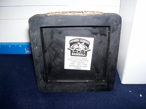 2004 DANIEL S. FRAWLEY STADIUM REPLICA WILMINGTON BLUE ROCKS SGA MINT - Picture 5 of 5