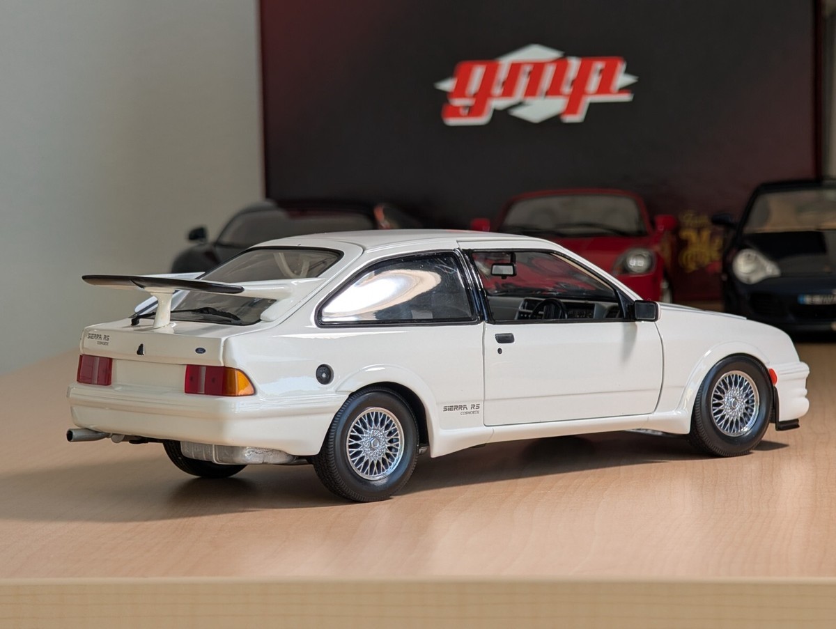 MINICHAMPS 1:18 - FORD SIERRA RS COSWORTH 1988 - White RHD | eBay