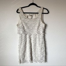 Cooperative Dress Women's Medium Cream Scalloped Lace Shift Dress New With Tags