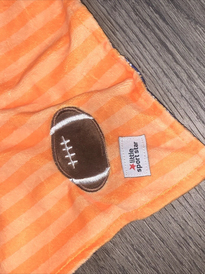 Manta de seguridad de fútbol americano de rinoceronte de felpa Little Sport Star preferida para niños Lovey Foto 2 de 4