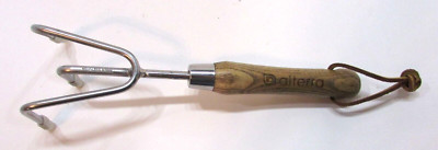 New Vintage 90s Alterra Stainless Steel 3 Prong Garden Claw Hand Tool Oak Handle