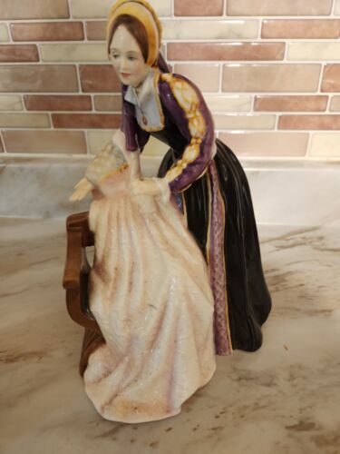 Statuetta Royal Doulton ""Catherine of Howard"" HN 3449 - Edizione limitata 1992 ~ - Foto 1 di 4