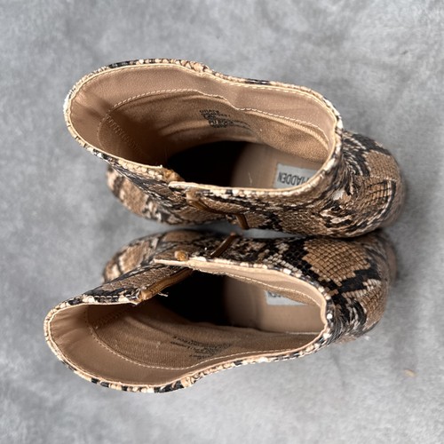 Steve Madden Grate Boots Womens 7.5M Snake Skin Ankle 4 inch Heel Zipper - Picture 12 of 20