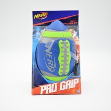 NERF Sports PRO GRIP FOAM FOOTBALL Throw Like a Pro NIB - HASBRO 2016 - A0358