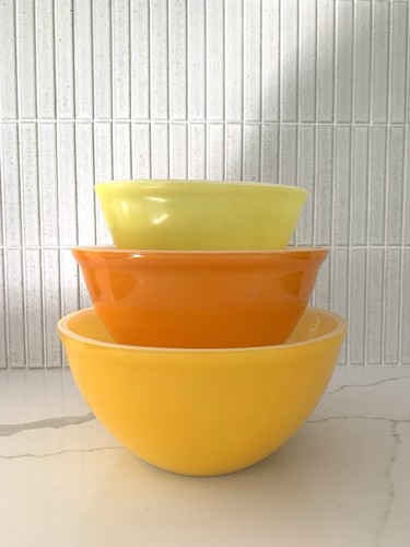 Agee Pyrex Citrus Nesting Bowl Set