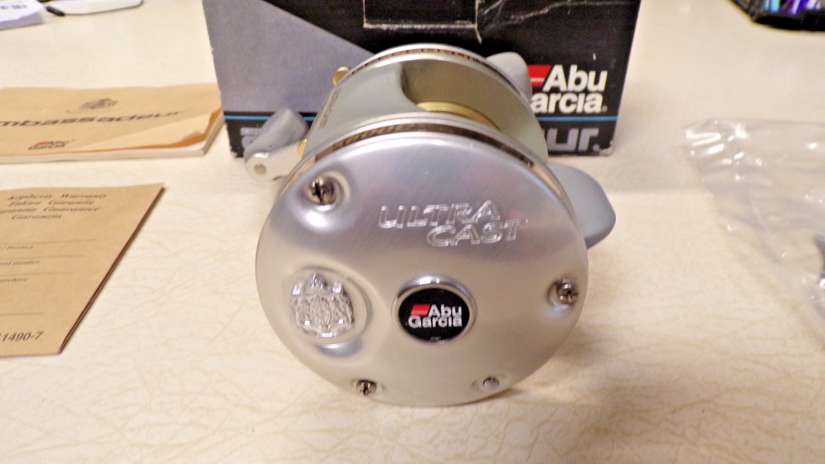 ABU GARCIA AMBASSADEUR FISHING REEL W/ BOX - ULTRA CAST 5600-C
