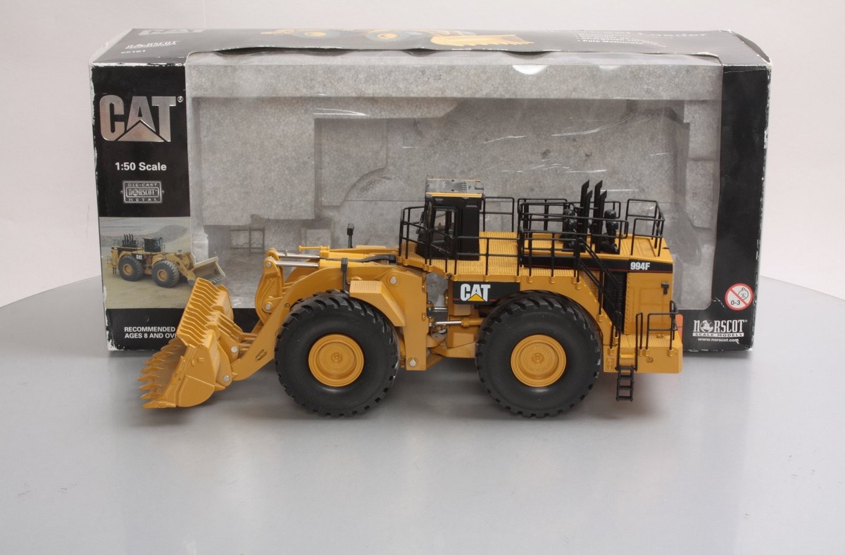 ミニカー 602-006 1/50 CAT 994F WHEEL LOADER 55161 Amazon.com: for CAT 994F Wheel Loader 1/50 DIECAST Model