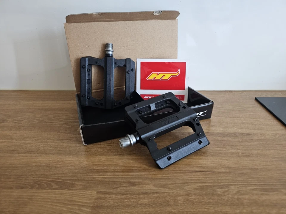 HT Components - Pedale PA12A Schwarz - NEU