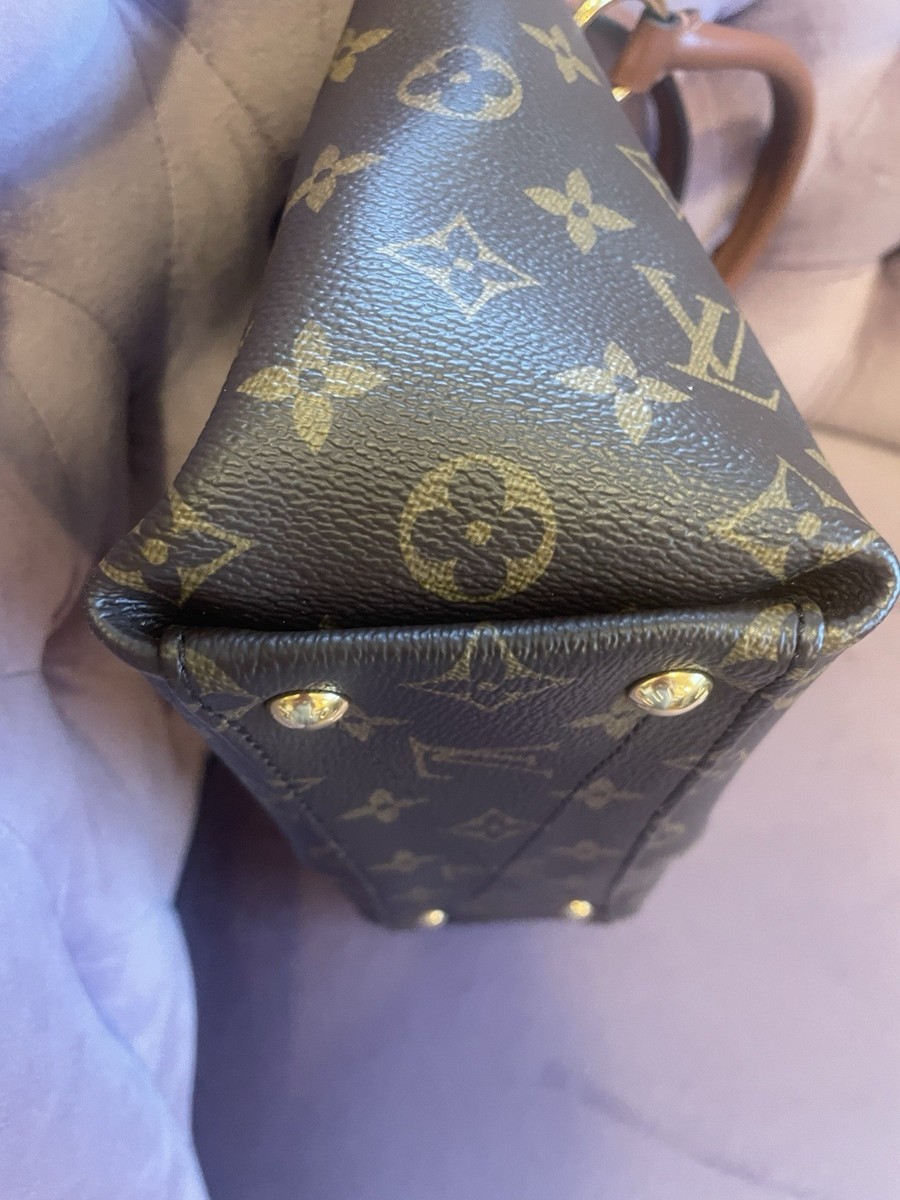 Louis Vuitton V-Tote bb 2way ショルダーバッグ LOUIS VUITTON Monogram V Tote BB Black 330523 | FASHIONPHILE