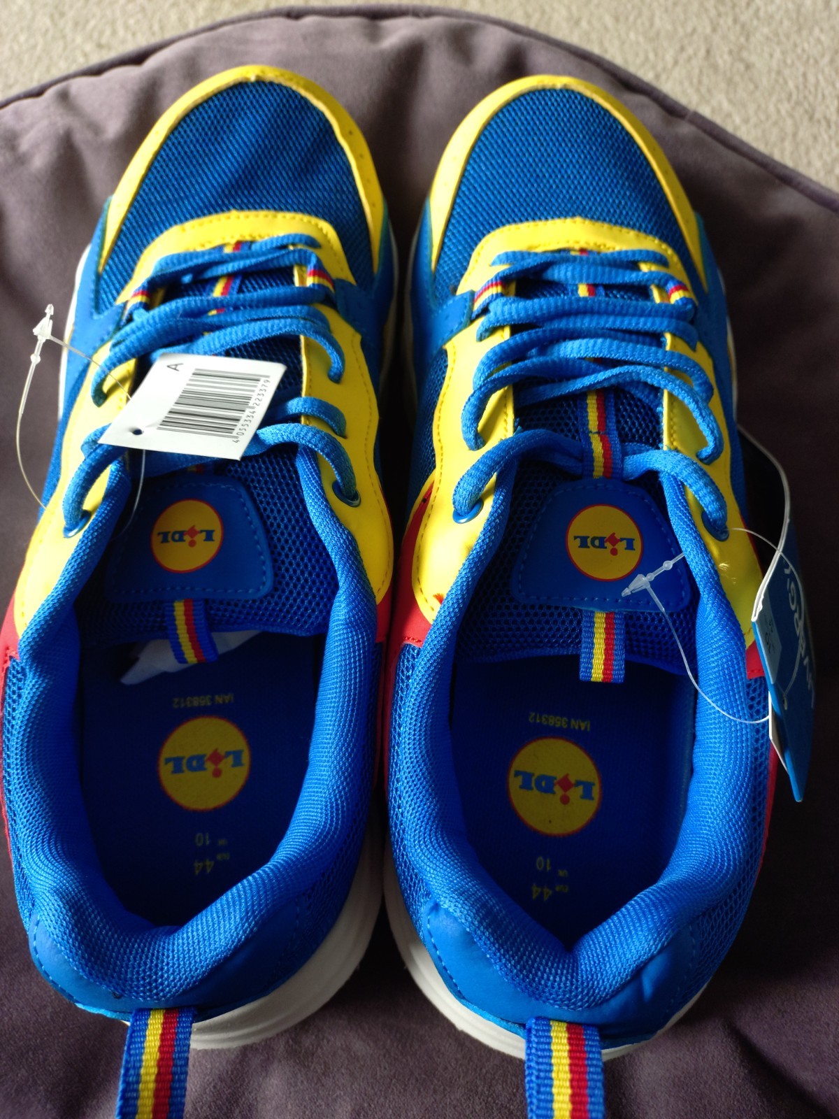 Lidl Trainers Size UK 10 Brand New Blue Yellow Red. image 4