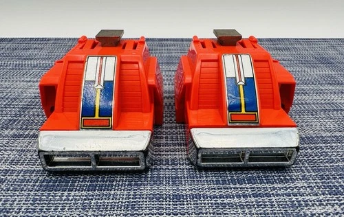 Go Bots Courageous Guardian Armored Robot Foot Accessory Pair Set Tonka