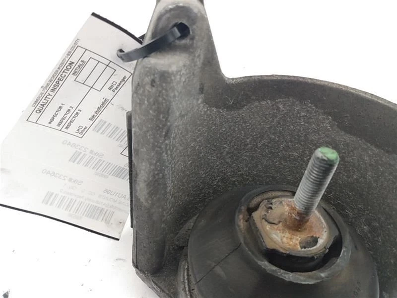 AUDI Cabriolet 8G Front Passenger Right Engine Mount Fits 1995-1998 - Image 2 of 4