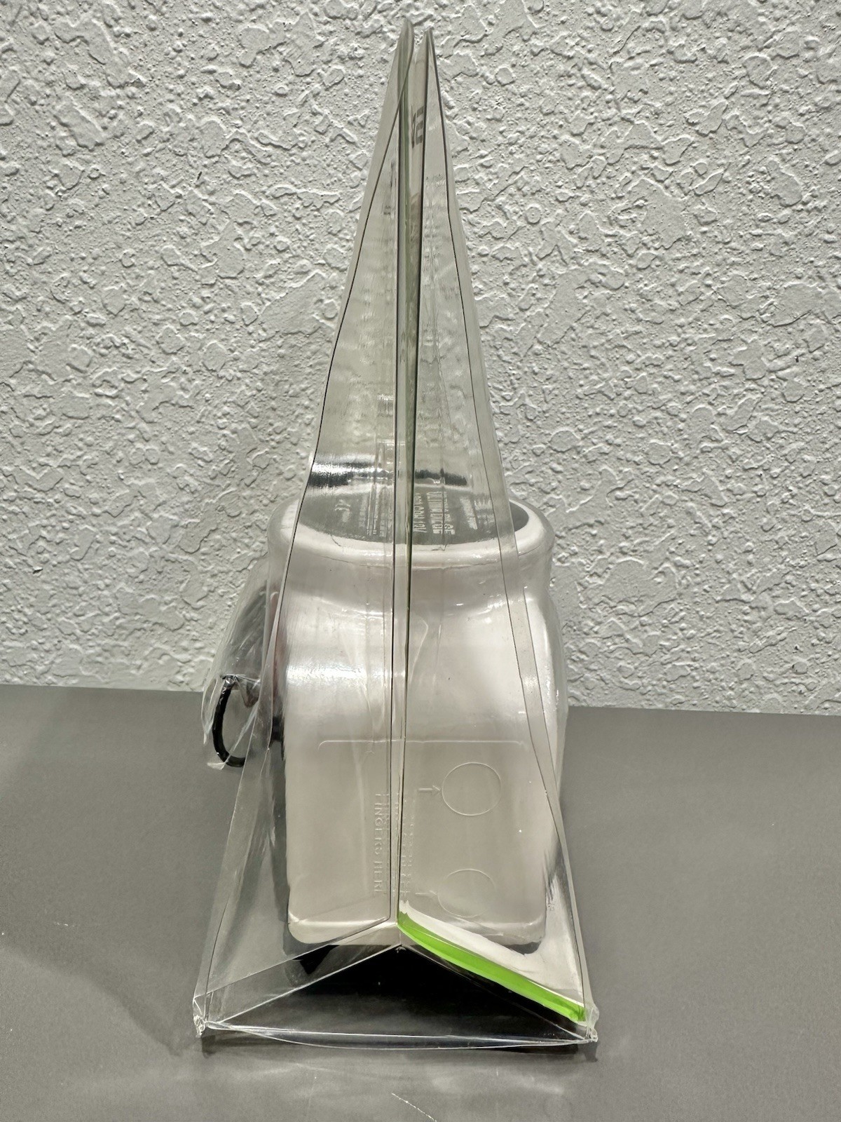 Johnson Pump 1250 GPH Automatic Ultima Bilge Pump 32-47261-002