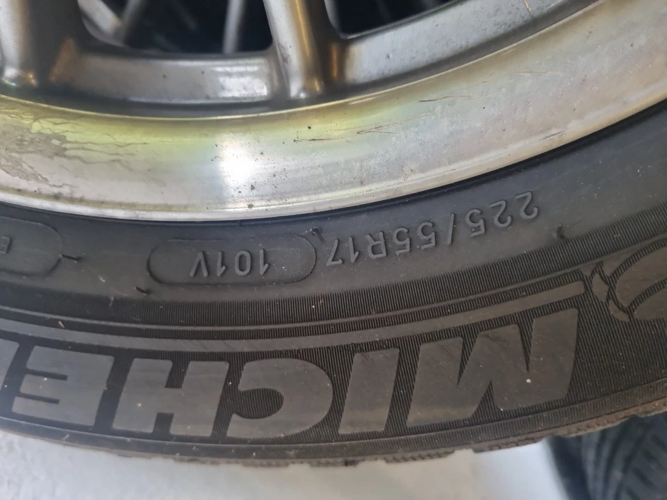 Michelin Winterreifen  225/55 R17  101H  mit Felgen - Bild 3 von 4