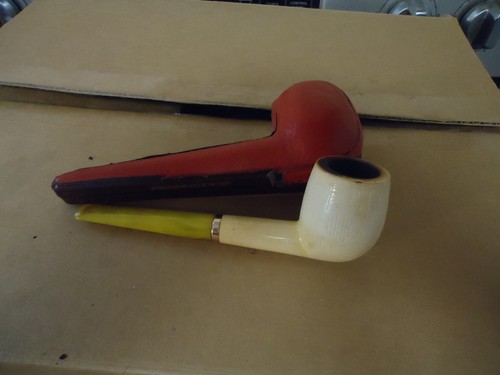 Vintage Mastercraft Genuine Meerschaum Estate Pipe With Original Case - Picture 3 of 4