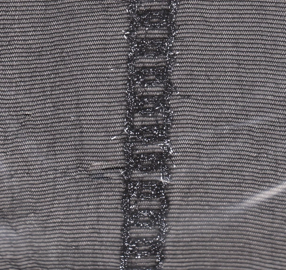 ***REDUZIDO*** Meia-calça sexy preta transparente com tatuagem larga de costura traseira de lurex prata - Imagem 2 de 2