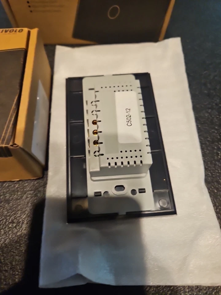 Livolo сенсорный переключатель черный, лот из 2 новый в коробке - Изображение 4 из 4