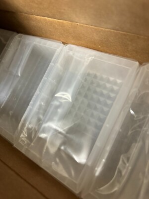 25) AGILENT 300mL 96-Well Pyramid Shape PP Reservoir Microplate