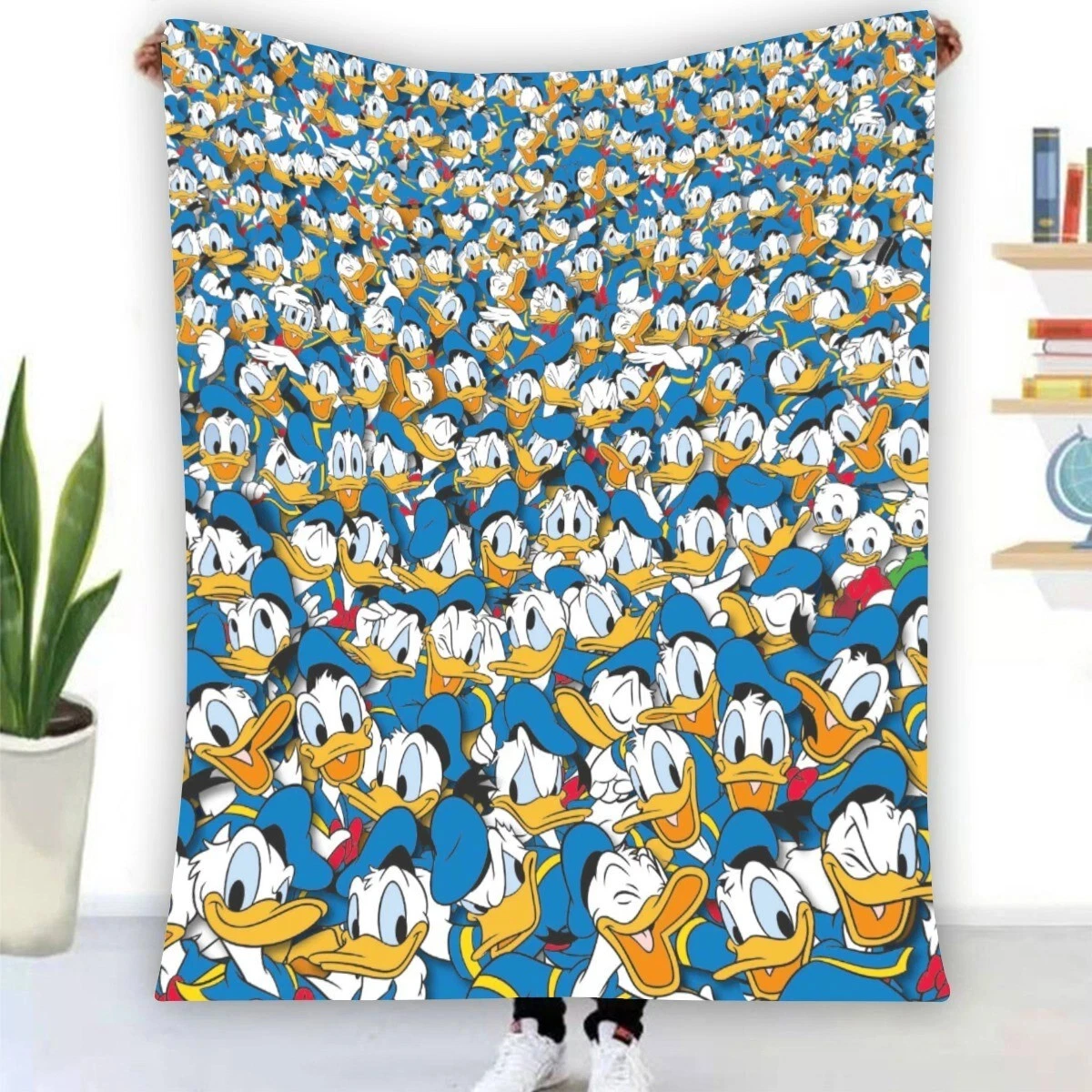 Disney Donald Duck Disneyland Fleece Blanket