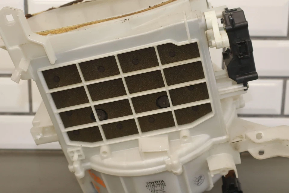 Lexus LX470 1998-2007/Land Cruiser 4,7 L OEM soplador delantero motor y carcasa Foto 3 de 4