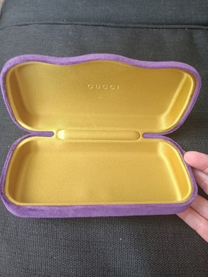 Gucci Brillenetui lila Samt aufklappbar Klappbar gelbes Futter