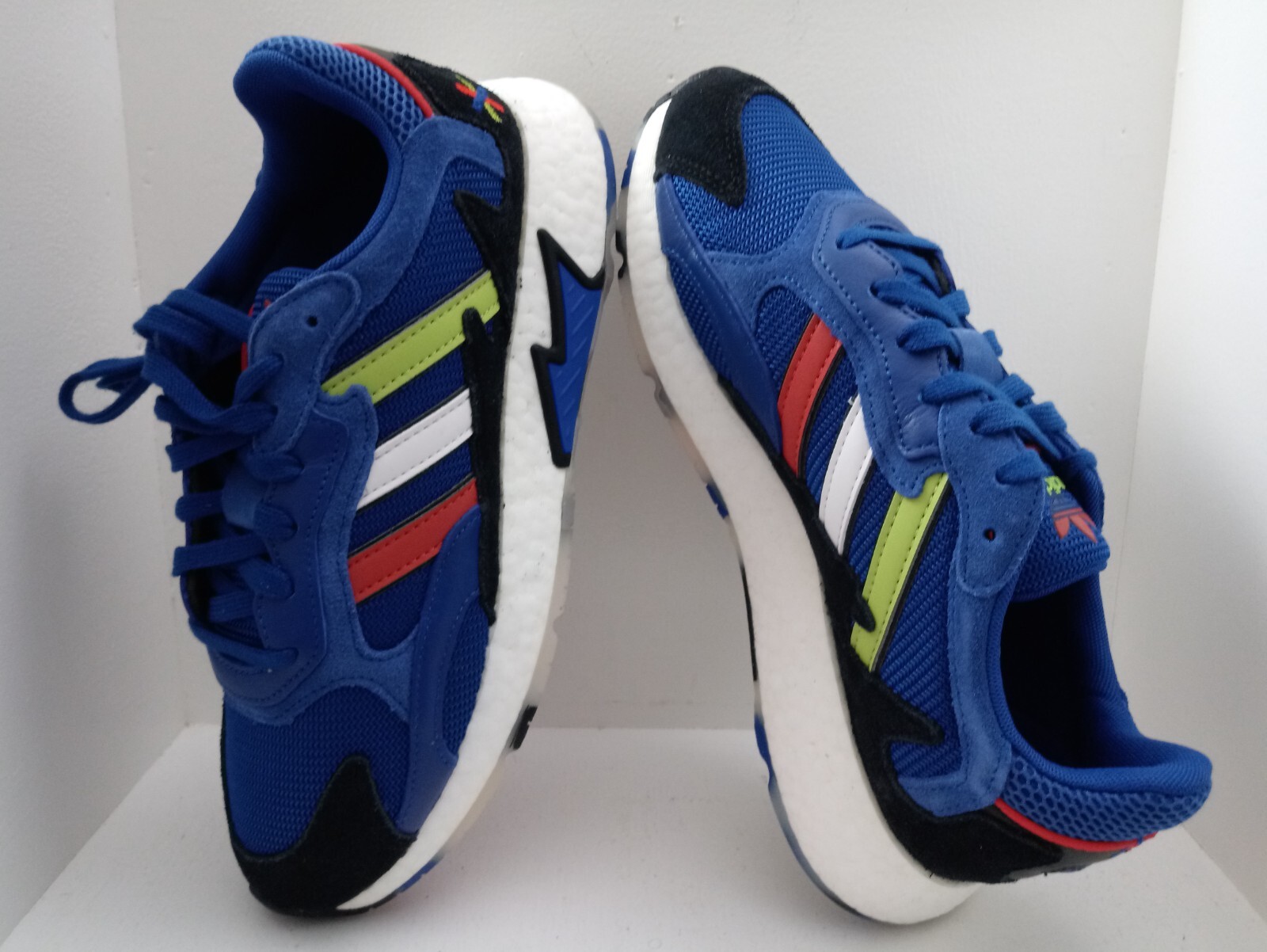ADIDAS ORIGINAL TRESC BOOST RUNNING MEN'S SHOES.