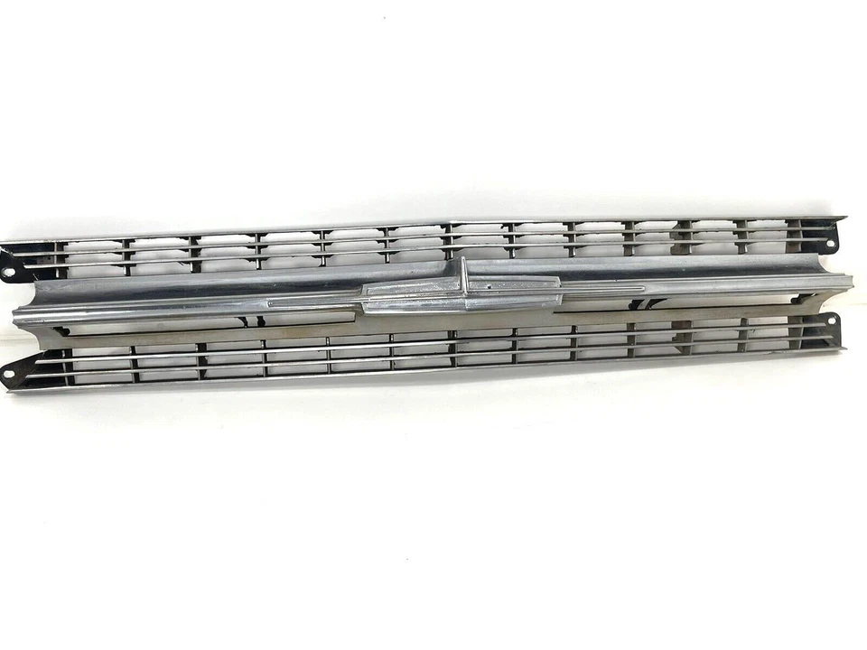 Oldsmobile Super 88 Jetstar Starfire 1964 parrilla olímpica 5718587a OEM Foto 4 de 4