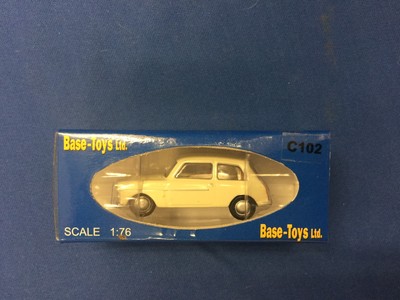 Base-Toys Ltd 1:76 Escala Coche Blanco C602