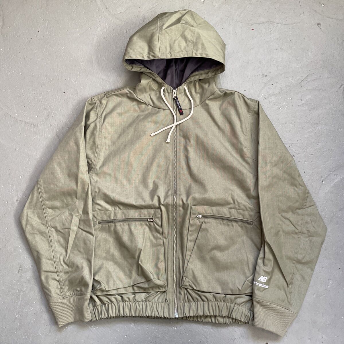 New Balance (MJ43540) Utility Nylon Jacket Made In USA L New Balance (MJ43540) Utility Nylon Jacket Made In USA L