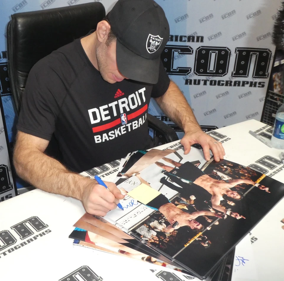 Foto firmada por Stephan Bonnar Forrest Griffin TUF 1 16x20 certificado de autenticidad BAS UFC imagen automática Foto 4 de 4