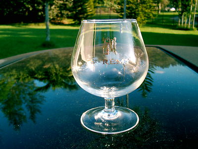ST- REMY  COGNAC 4.5'' STEMMED  GLASS GOLD  LETTERING NICE ONE FOR FANS