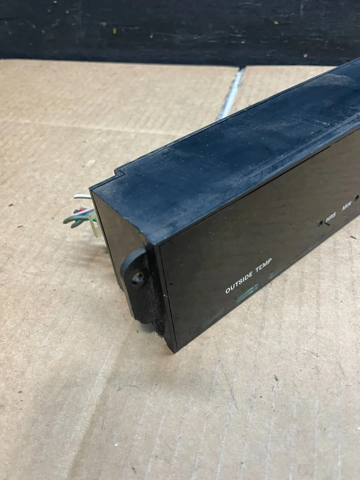 1981 年至 1991 年劳斯莱斯银色精神数字时钟室外温度 P0094 — 第 4/4 张图片