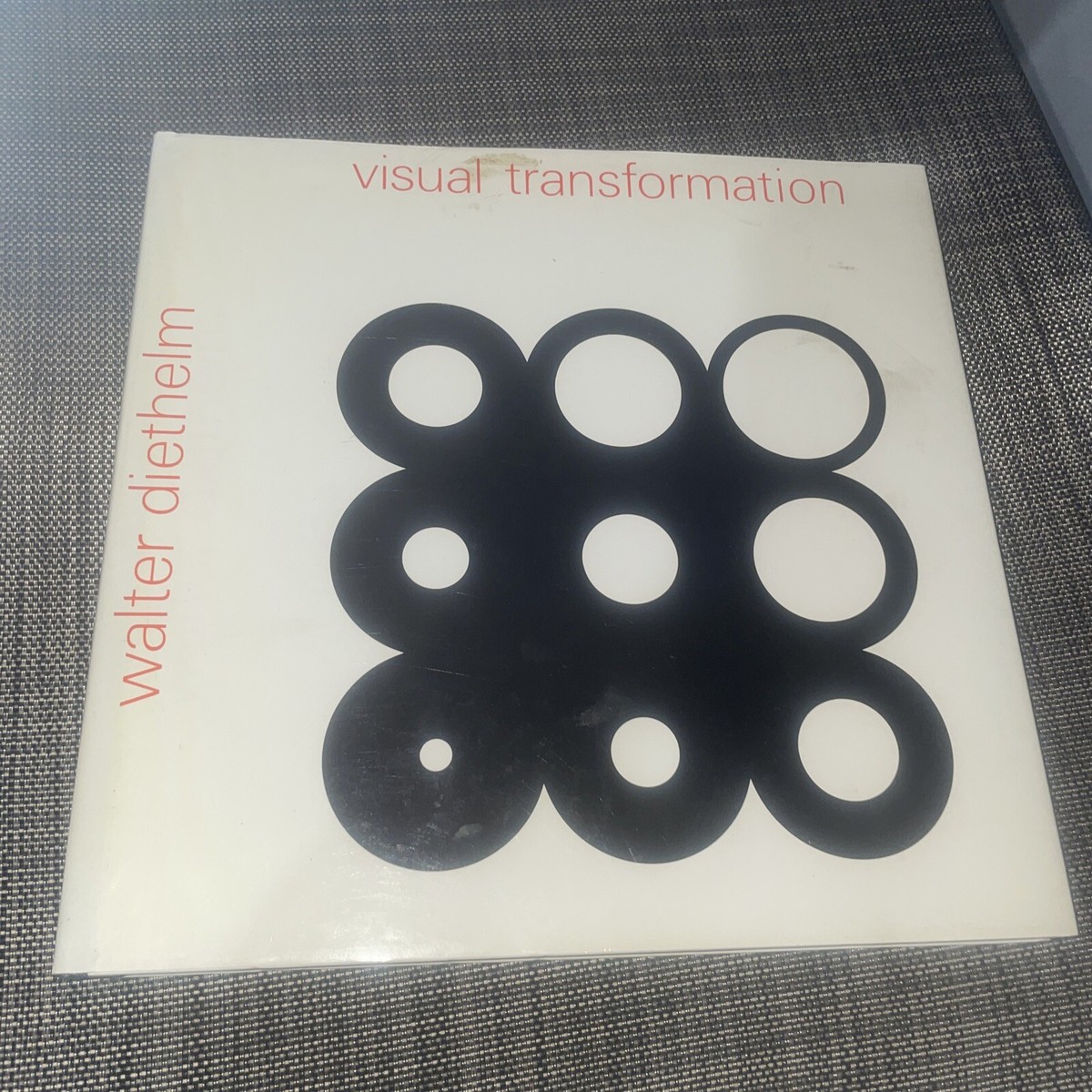 洋書 Visual Transformation by Walter Diethelm 洋書 Visual