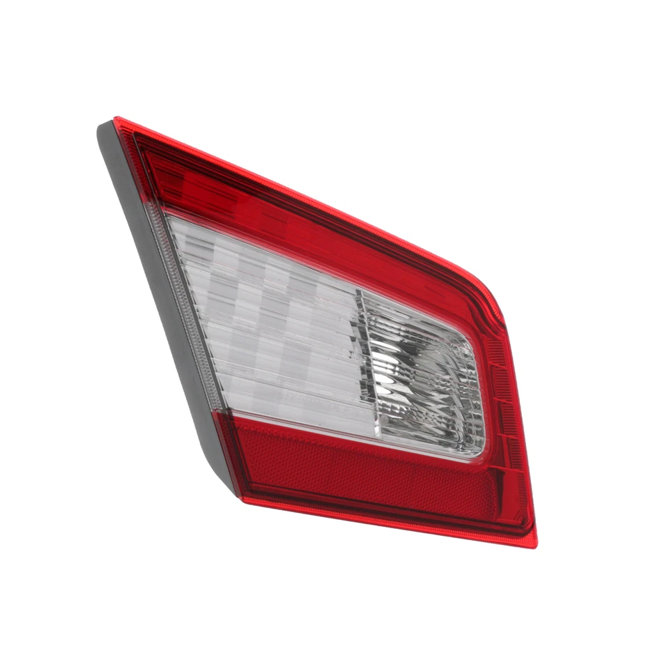 Genuine Mitsubishi 2009-2012 Galant Lens & Housing 8330A539 - Image 2 of 4