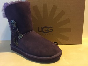 ugg azalea